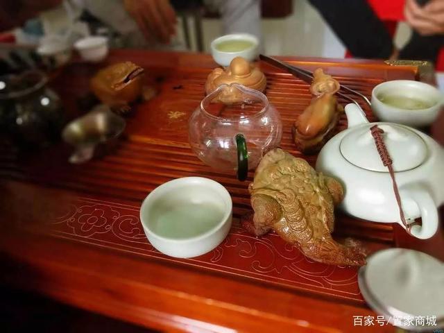 喝茶饮酒的地方起名字大全（喝茶酒馆）