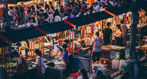 夜市取名店铺起名大全四个字（吸引人的夜市店取名）