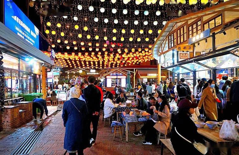 夜市服装小店铺起名大全（服装夜市在哪里）